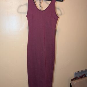 Lush Sleeveless Ribbed Midi Dress in Burgundy